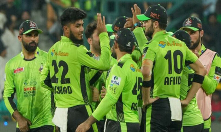 PSL Eliminator 2 Lahore Qalandars crush Islamabad United to reach the final