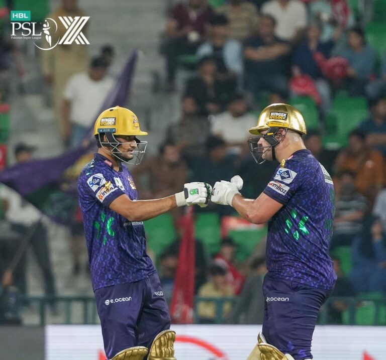 Quetta Gladiators edge past Islamabad United by 2 wickets in a thrilling finish